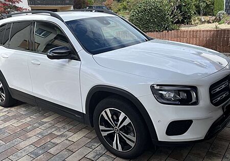 Mercedes-Benz GLB 200 GLB Diesel d 8G-DCT