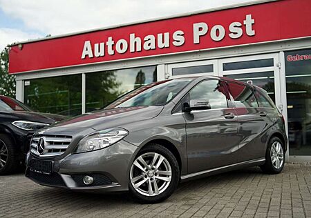 Mercedes-Benz B 180 B180 Sitzheizung Einparkhilfe Navi Bluetooth Alu