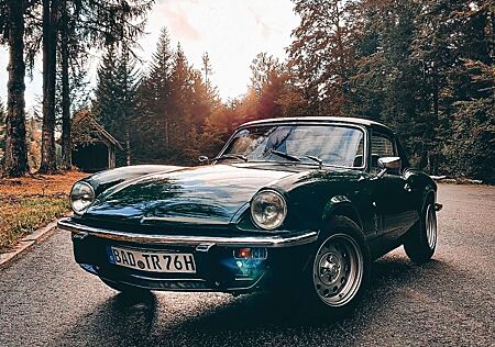 Triumph Spitfire 1500 *alles neu*