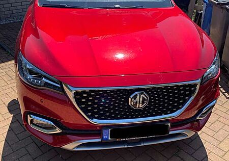 MG EHS PHEV Luxury
