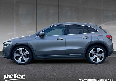 Mercedes-Benz GLA 220 d 4MATIC Progressive, Distronic, Memory