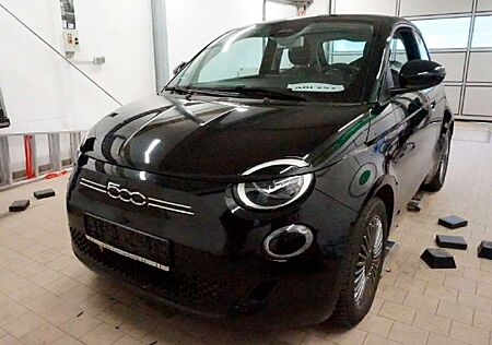 Fiat 500E Icon 118PS 42KWh Navi - Winterreifen