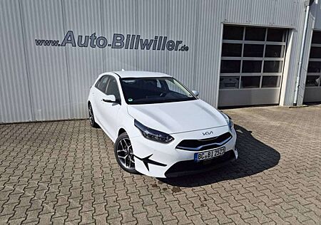 Kia Cee'd Ceed / Ceed 5-Türer 1.5 T-GDI (140 PS) ISG DCT7 Spirit Te