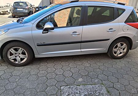 Peugeot 207 SW HDi FAP 90 (Blue Lion) Business-Line