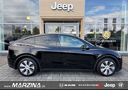 Tesla Model Y Long Range Dual AWD Panorama Navi Soundsystem LED
