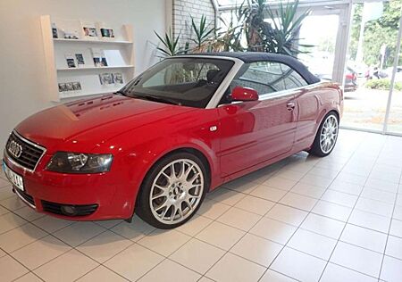 Audi A4 Cabriolet 3,0 quattro LPG AHK LEDER 19ZOLL Klima