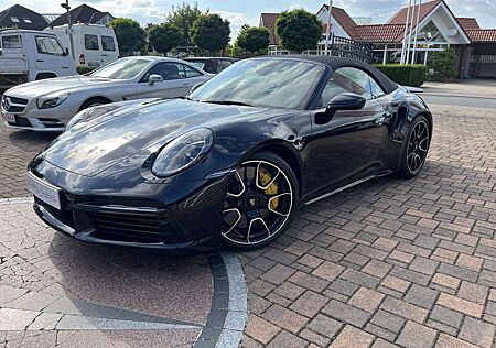Porsche 992 Turbo S Cabriolet Voll Exclusive 1-Hand