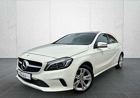 Mercedes-Benz A 180 Urban BlueEff.*Panorama*LED*Navi*Parkassist