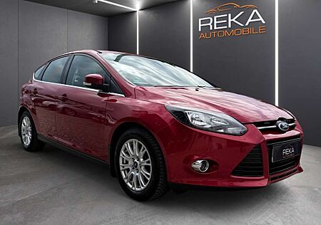 Ford Focus Lim. Titanium HU Neu