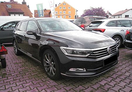 VW Passat Variant Volkswagen 2.0 TSFI DSG 4Motion - HIGHLINE *PANO*ACC*KAMERA