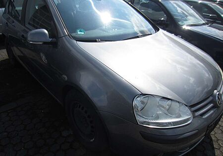 VW Golf Volkswagen Trendline
