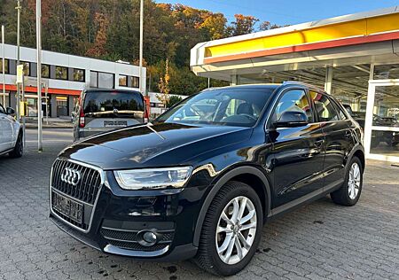 Audi Q3 2.0 TDI,1.Hd,Navy,Xenon,abn.AHK.64tkm,SZ.,18Z