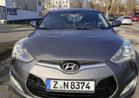 Hyundai Veloster 1.6 Style tüv 2028