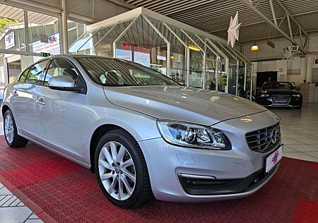 Volvo S60 Lim. Business Edition+NAVI+TEILLEDER+XENON+