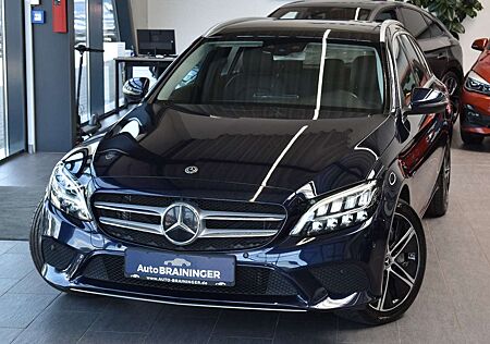 Mercedes-Benz C 300 C300de T 9G-tronic Avantgarde LED~PanoSD~RFKam.