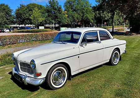 Volvo Amazon P121