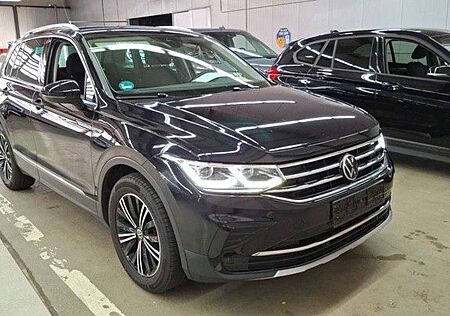 VW Tiguan Volkswagen Elegance