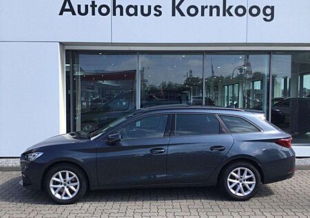 Seat Leon Sportstourer 2.0 TDI Style DSG AHK Navi e-Kla
