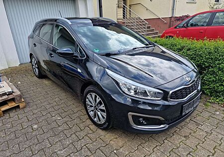 Kia XCeed Ceed SW / cee'd SW 1.6 CRDi 136 ISG Dream Team Edition