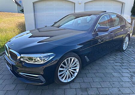 BMW 520 i Luxury StdHz GSD HuD ACC RFK eSitze NaviPr