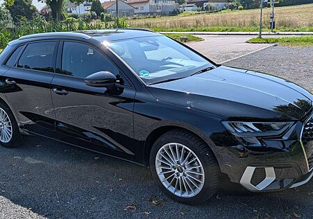Audi A3 Sportback advanced 30 TFSI mit CarGarantie