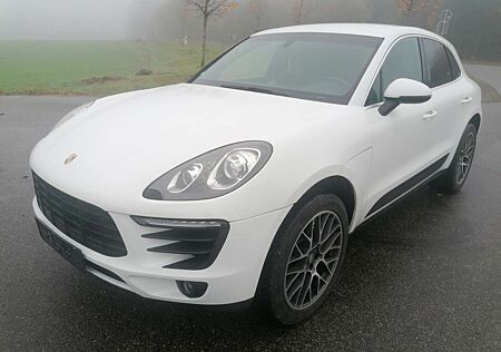 Porsche Macan S PDK