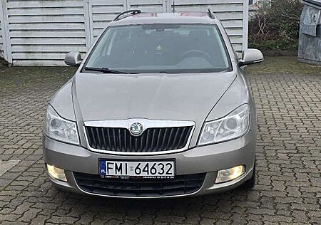 Skoda Octavia Combi 2.0 TDI DPF DSG Ambition