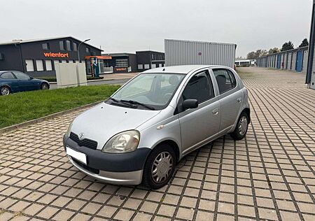 Toyota Yaris 1.0 *KLIMA*