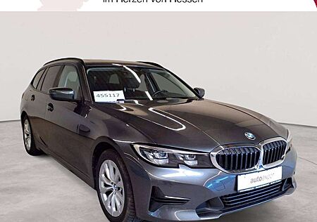 BMW 318d 318 Touring Aut. Advantage PANO AHK
