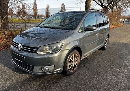 VW Touran Volkswagen Diesel 2.0 TDI DPF Highline