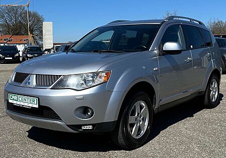 Mitsubishi Outlander 2.4 AUTOMATIK,7-SITZER,STANDHEIZUNG