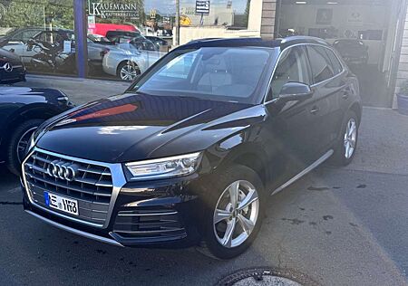 Audi Q5 quattro Sport 2.0*DSG*PANO*LEDER*NAVI*KEYLESS