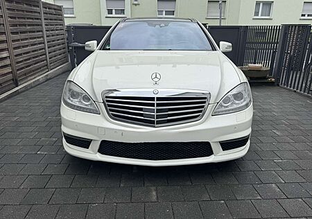 Mercedes-Benz S 63 AMG L AMG SPEEDSHIFT MCT Performance Package