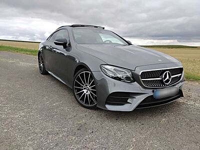 Mercedes-Benz E 200 4Matic Coupe 9G-TRONIC AMG Line