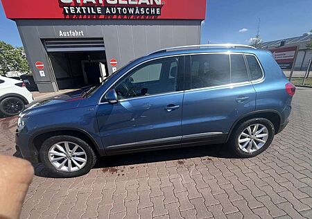 VW Tiguan Volkswagen 1.4 TSI DSG BlueMotion Technology Lounge Sport & S