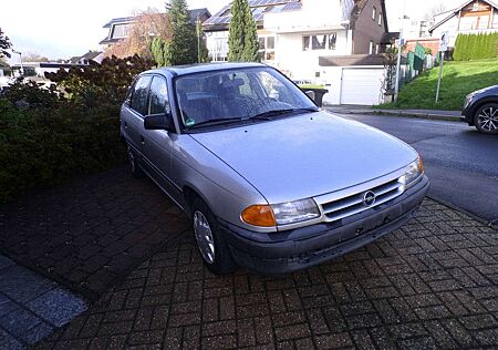 Opel Astra GL