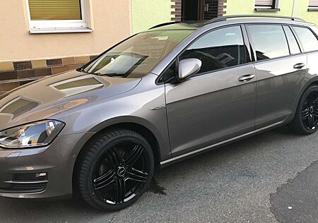 VW Golf Variant Volkswagen 2.0 TDI BlueMotion Technology DSG Cup
