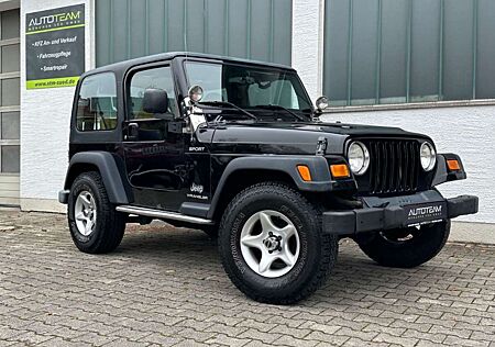 Jeep Wrangler 4.0 Sport