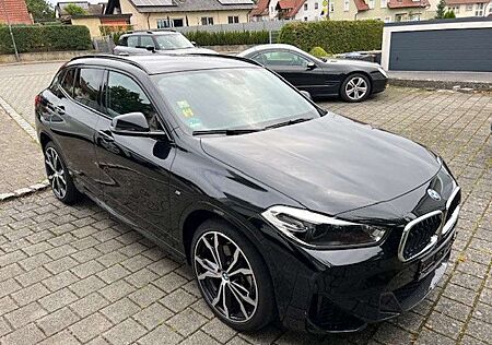 BMW X2 xDrive 20 d M-Sport/20 Zoll/HeadUp/Kamera/AHK