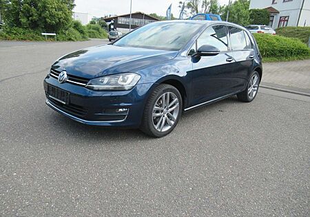 VW Golf Volkswagen VII Lim. Highline R-Line