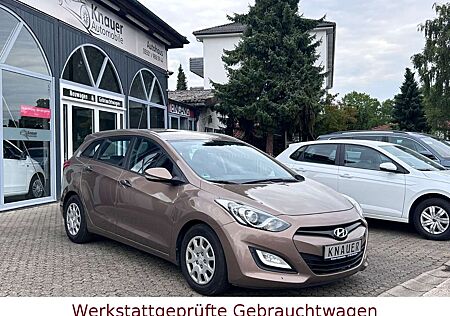 Hyundai i30 Kombi Classic*Navi*Kamera*PDC*