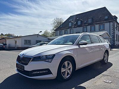 Skoda Superb Combi 2.0 TDI Ambition-NAV-LED-AHK-APPS-