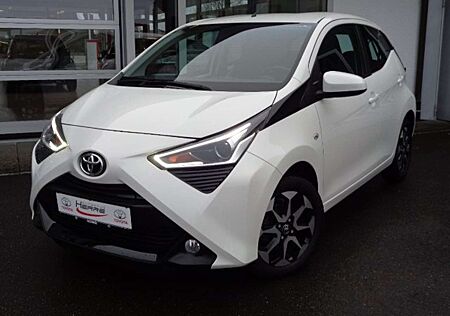 Toyota Aygo x-play connect