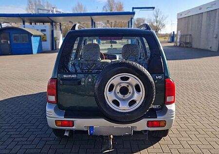 Suzuki Grand Vitara V6-2.5
