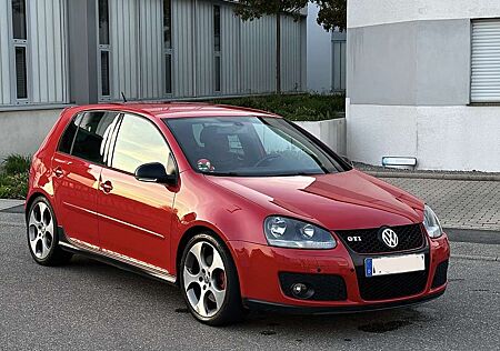 VW Golf GTI Volkswagen 2.0 TFSI