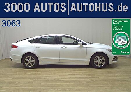 Ford Mondeo 2.0 EB Titanium Navi LED Pano 4xShz RFK