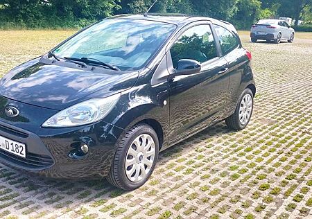 Ford Ka /+ Titanium