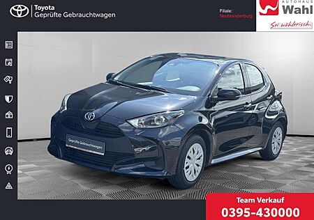 Toyota Yaris 1.5 Hybrid Business Edition