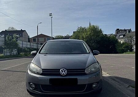 VW Golf Volkswagen 6, Highline, gepflegt mit vielen Extras