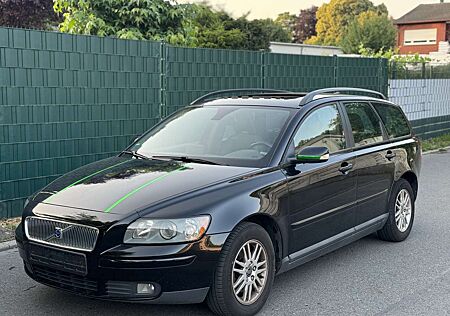 Volvo V50 1.8 Momentum-KLIMA-AHK-SCHIEBEDACH